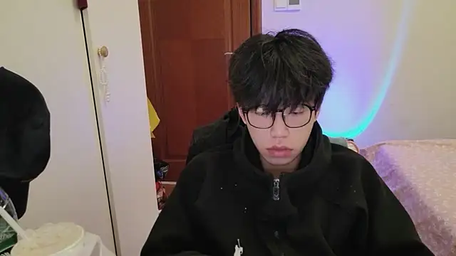 hangzi-0011 online show from 02/09/26, 07:17