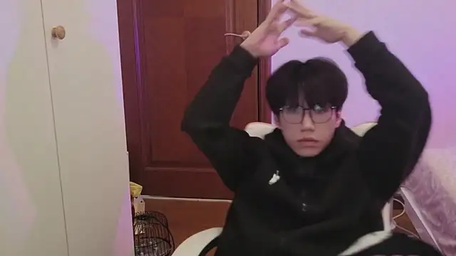 hangzi-0011 online show from 02/01/26, 05:06