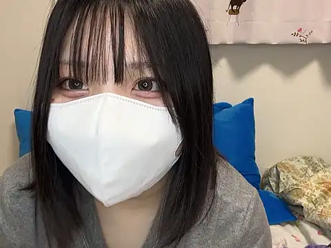 YUKINA 00 online show from 09/28/25, 02:35