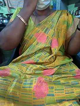 Tamilselviroja- online show from 12/19/25, 03:47