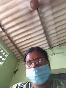 Tamilselviroja- online show from 06/18/26, 04:00