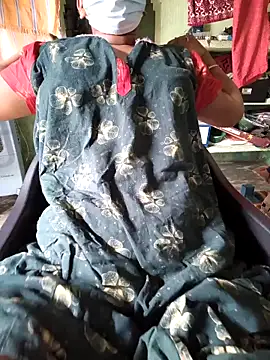 Tamilselviroja- online show from 11/24/25, 04:12