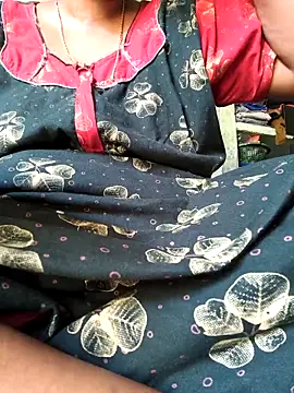 Tamilselviroja- online show from 10/07/25, 04:24