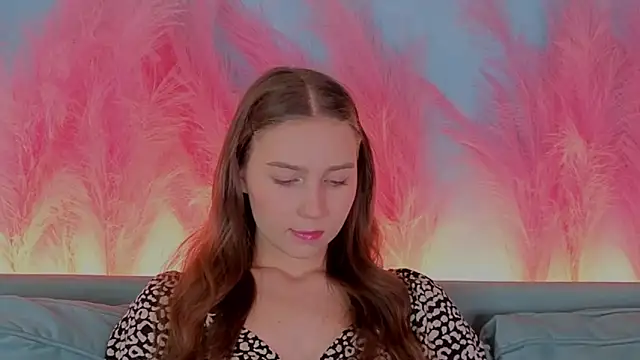 OliviaLay online show from 12/16/25, 11:25