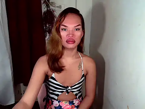 amandareddragon online show from 10/29/25, 05:17