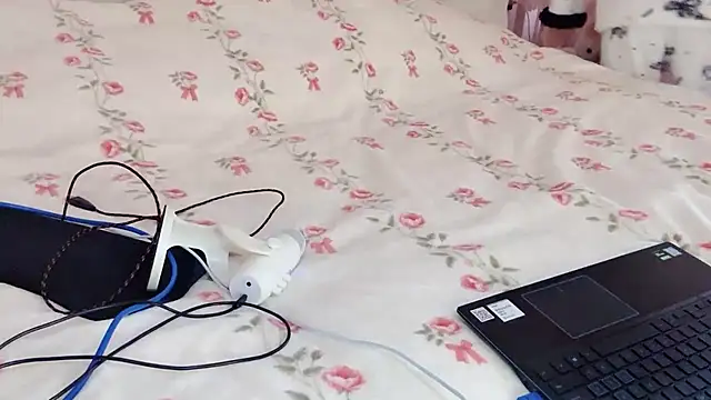 Titi-175 online show from 12/16/25, 05:22