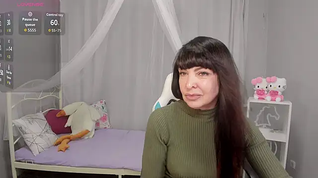 LindaRomero online show from 11/08/25, 10:08