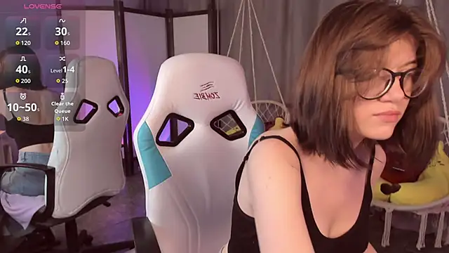 CathyAdams online show from 11/07/25, 03:33