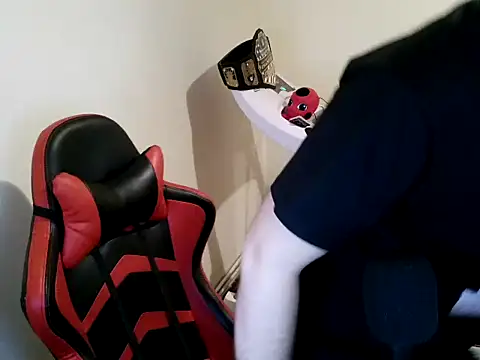 KingAdonisss online show from 10/14/25, 10:42