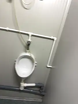 KingAdonisss online show from 11/17/25, 10:36