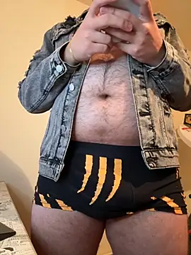 KingAdonisss online show from 11/19/25, 08:42