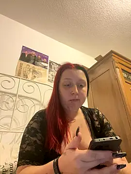 Snapshot of SweetieLina chatting on 10/15/25, 05:10 SweetieLina online show from 10/15/25, 05:10