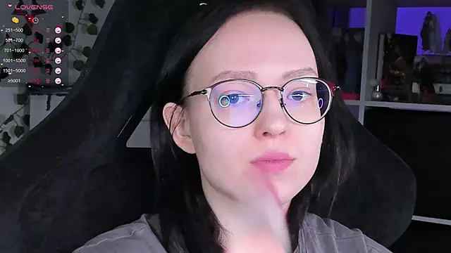 power robynn online show from 10/28/25, 04:28