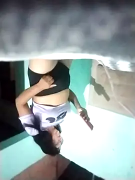 Snapshot of _LunaSweet chatting on 10/02/25, 01:20 LunaSweet online show from 10/02/25, 01:20