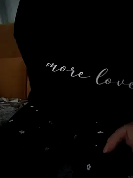 sexyguenda online show from 11/28/25, 08:09