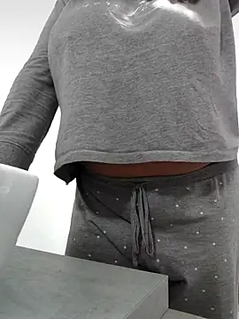 sexyguenda online show from 03/29/26, 09:00