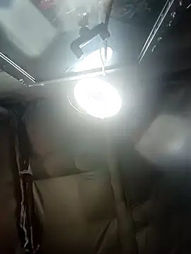 Queen2454 online show from 03/17/26, 01:19