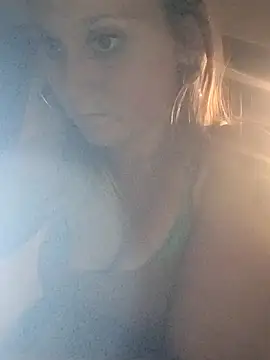 Queen2454 online show from 04/13/26, 09:13