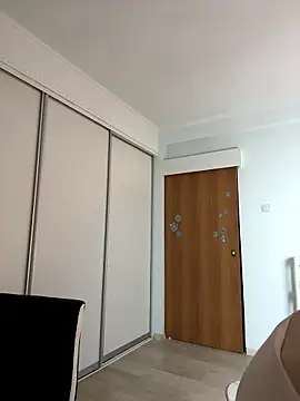 bunnyirisluv online show from 01/09/26, 05:42