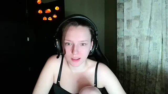 Diana-back online show from 12/19/25, 12:07