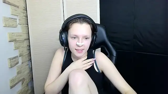 Diana-back online show from 11/16/25, 12:21