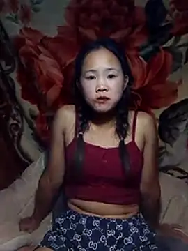 Alice wo online show from 10/20/25, 11:00