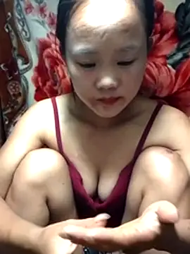 Alice wo online show from 10/25/25, 10:54