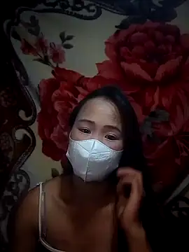 Snapshot of Alice_wo chatting on 10/11/25, 11:44 Alice wo online show from 10/11/25, 11:44