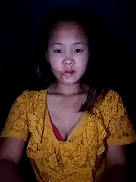 Snapshot of Alice_wo chatting on 10/03/25, 09:27 Alice wo online show from 10/03/25, 09:27