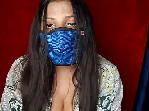 Yourpikachugirl online show from 10/25/25, 07:25