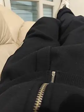 thonyx93 online show from 04/10/26, 09:00