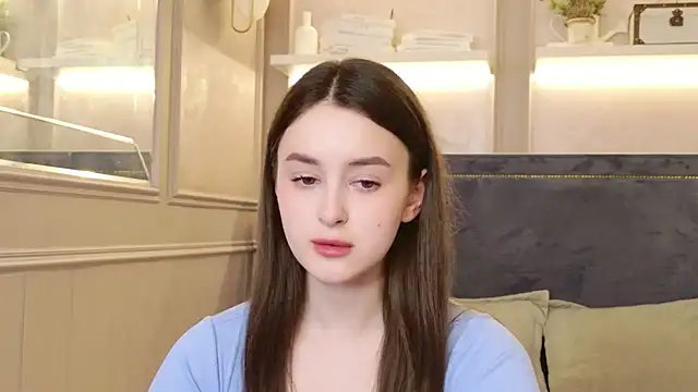 EvaSwen online show from 04/12/26, 06:00