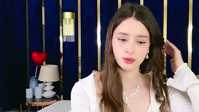 EvaSwen online show from 04/09/26, 03:51