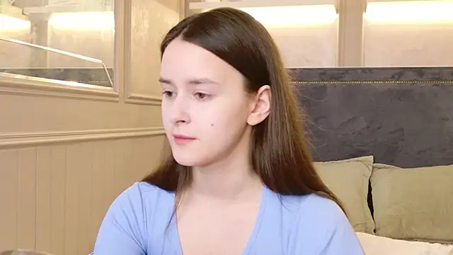 EvaSwen online show from 04/12/26, 05:54