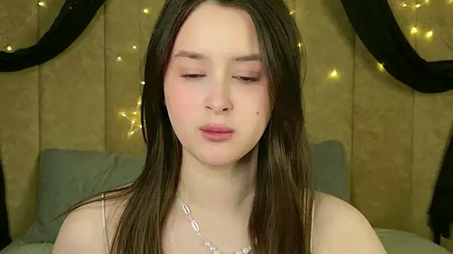 EvaSwen online show from 04/30/26, 06:09