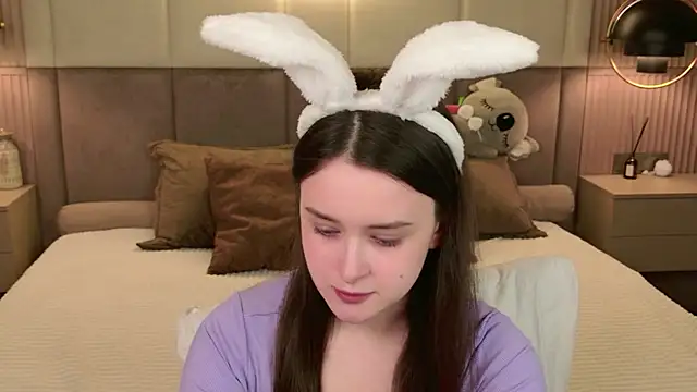 EvaSwen online show from 04/07/26, 12:51