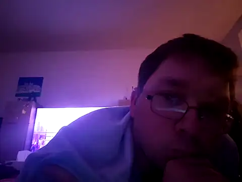 stivi2526 online show from 12/17/25, 09:42