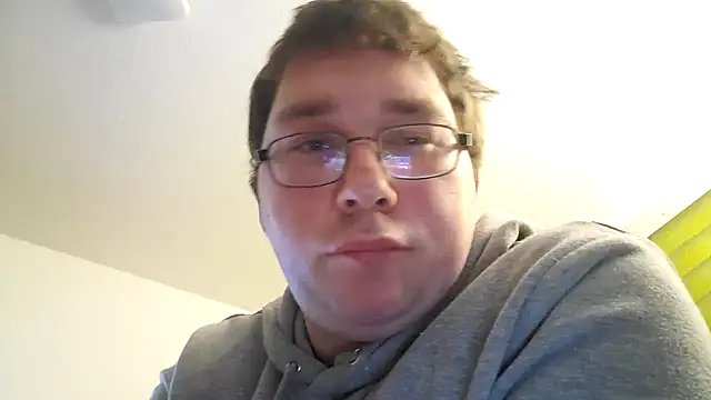 stivi2526 online show from 10/07/25, 12:33