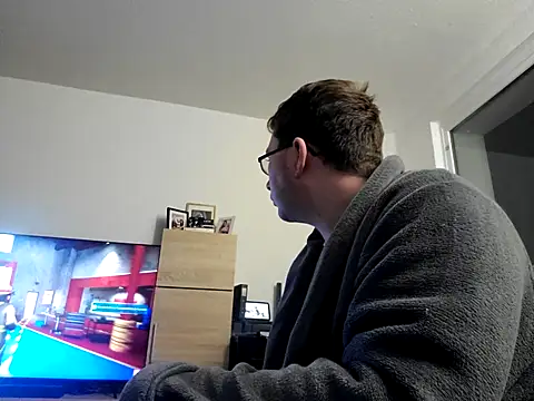 stivi2526 online show from 11/19/25, 10:43