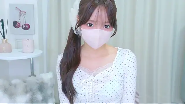 Snapshot of Seira__nn chatting on 02/03/26, 04:21 Seira nn online show from 02/03/26, 04:21