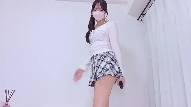 Snapshot of Seira__nn chatting on 02/27/26, 03:23 Seira nn online show from 02/27/26, 03:23