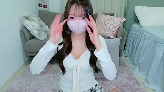 Seira  nn online show from 11/23/25, 04:11