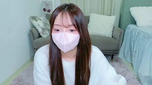 Seira  nn online show from 11/30/25, 01:45