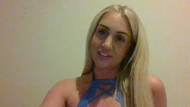KatieDiamondd online show from 09/30/25, 07:42
