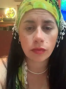 Amarteverdaderamente online show from 10/23/25, 01:59