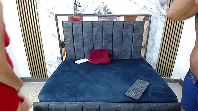 genesis and alex online show from 02/11/26, 09:58