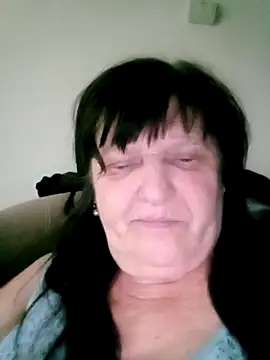 Apeesynka55211 online show from 04/08/26, 04:08