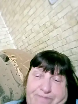 Apeesynka55211 online show from 10/28/25, 06:51