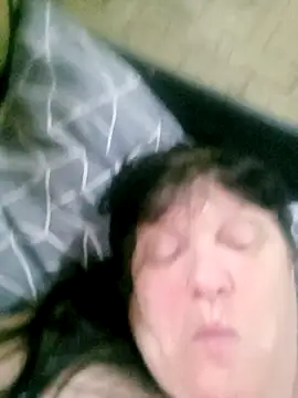 Apeesynka55211 online show from 04/12/26, 06:11