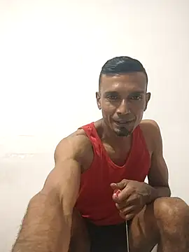 Snapshot of exotico2323 chatting on 10/29/25, 07:02 exotico2323 online show from 10/29/25, 07:02